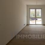 wunderschöne, ruhige und helle 4-Raumwohnung mit Gartenteil im Neubau in Holzhausen - Kind/Arbeiten wunderschöne, ruhige und helle 4-Raumwohnung mit Gartenteil im Neubau in Holzhausen -