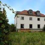 Gewerbeimmobilie (geeignet für AirBNB) mit 2500 m² Grundstück in Böhlitz-Ehrenberg - Außen Gewerbeimmobilie (geeignet für AirBNB) mit 2500 m² Grundstück in Böhlitz-Ehrenberg -